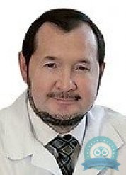 Офтальмолог (окулист), офтальмохирург Азнабаев Равиль Ахметзянович