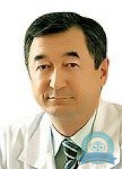 Детский офтальмолог (окулист) Искандаров Рашит Хусаинович